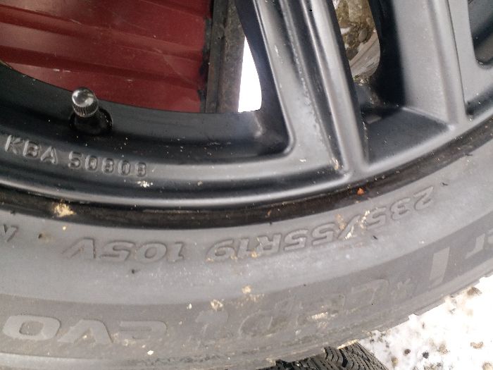 Set 4 Anvelope Hankook Winter ICept Evo2 SUV 235 55 R19 ci221