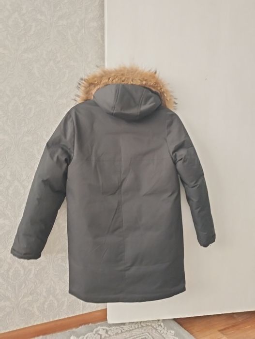 Куртка зима почти новый