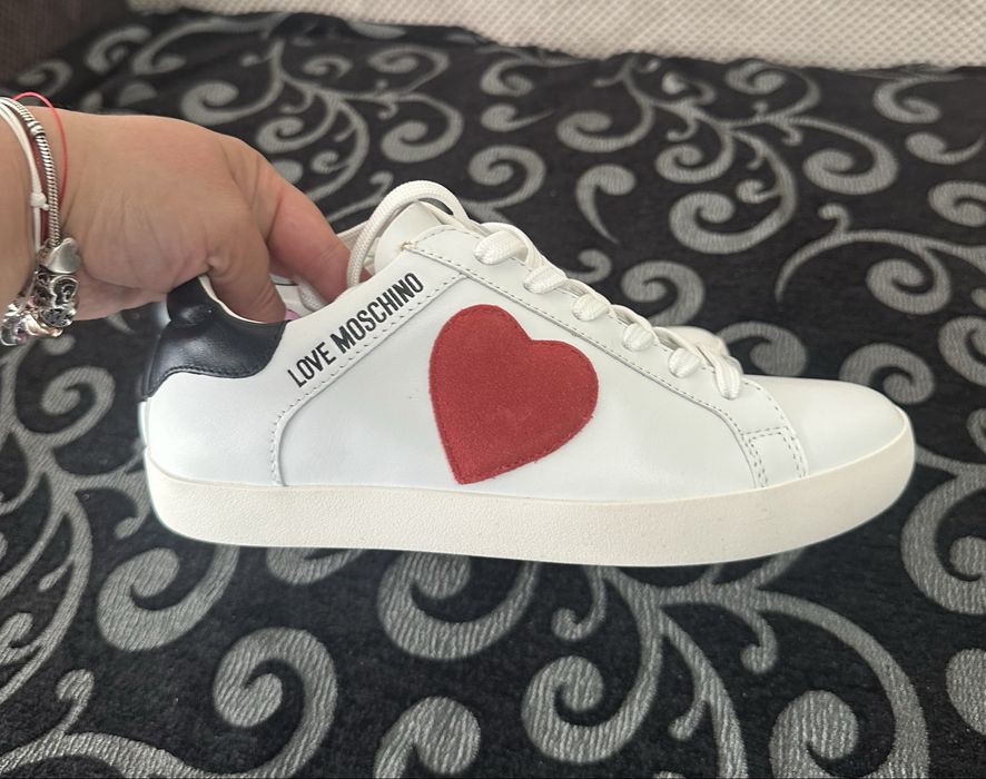 Нови кецове Moschino-38 номер