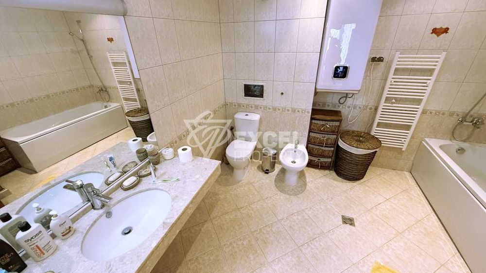 Продава се Многостаен апартамент в Свети Влас - 329 кв.м за 2037 €/кв.м - Снимка #10