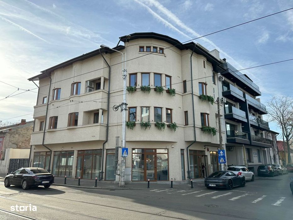 Cladire Mixta Premium | 856 Mp Utili | Investitie Excelenta | Zona Cen
