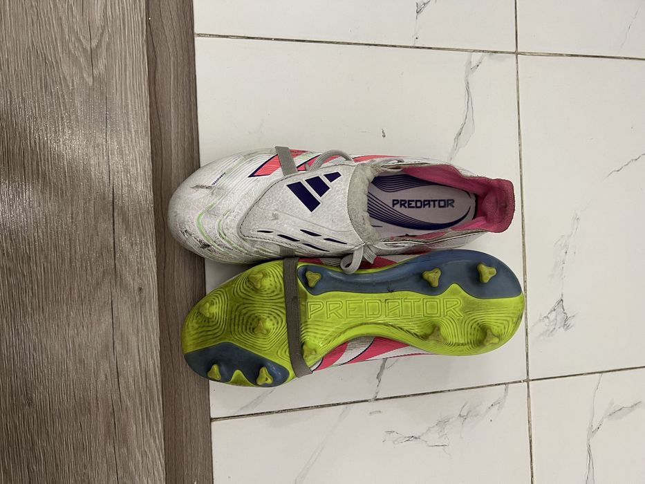 Бутсы adidas predator