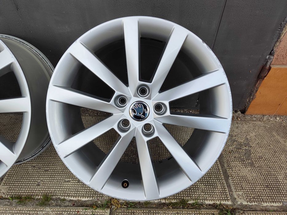 ОРИГИНАЛНИ джанти 18 ' цола 5x112 SKODA Octavia III / Шкода Октавия 3