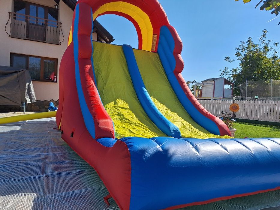 Bubble House - Topogan(tobogan)gonflabil - Foto corner - Vata Zahar -