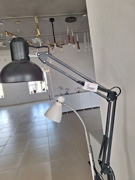 Продам лампу в идеальном состоянии