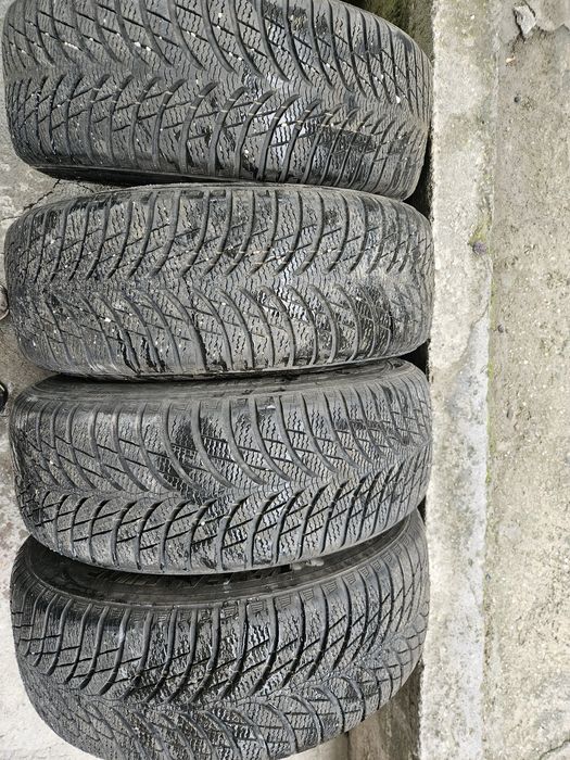Продавам 4 бр. Зимни гуми  Marshal с джанти