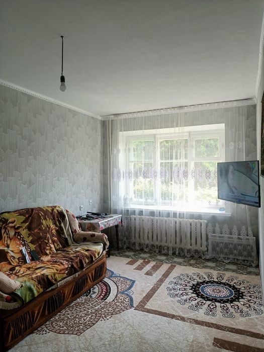 Продам 3-х комнатную квартиру срочно.