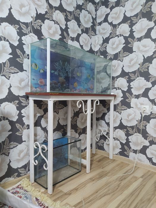 Аквариум  сатам 100 литір