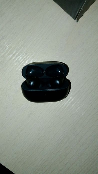 Продаю наушники Redmi Buds 4pro