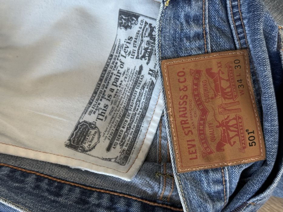 Blugi LEVIS 501 Albastru Barbati | Marime 34 x 30 (Talie 90 cm)