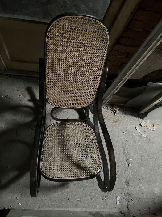 Люлеещ се стол ратан