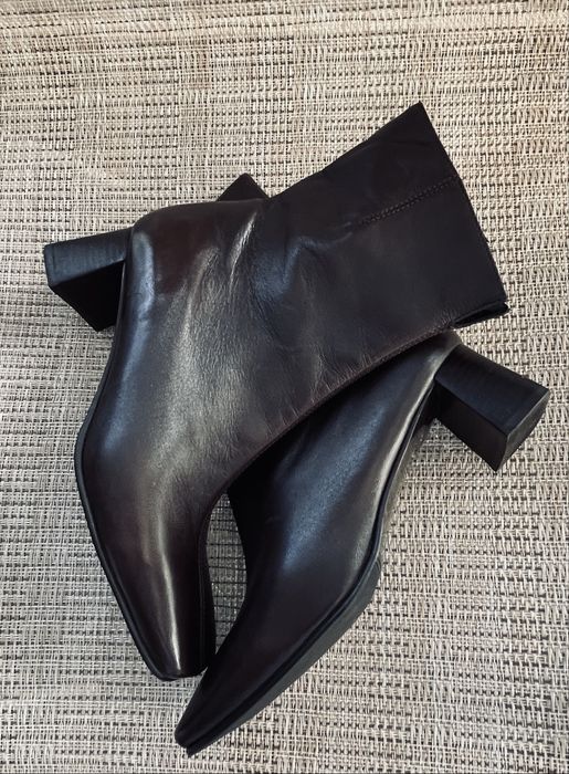 Луксозни стилни боти ETIENNE AIGNER