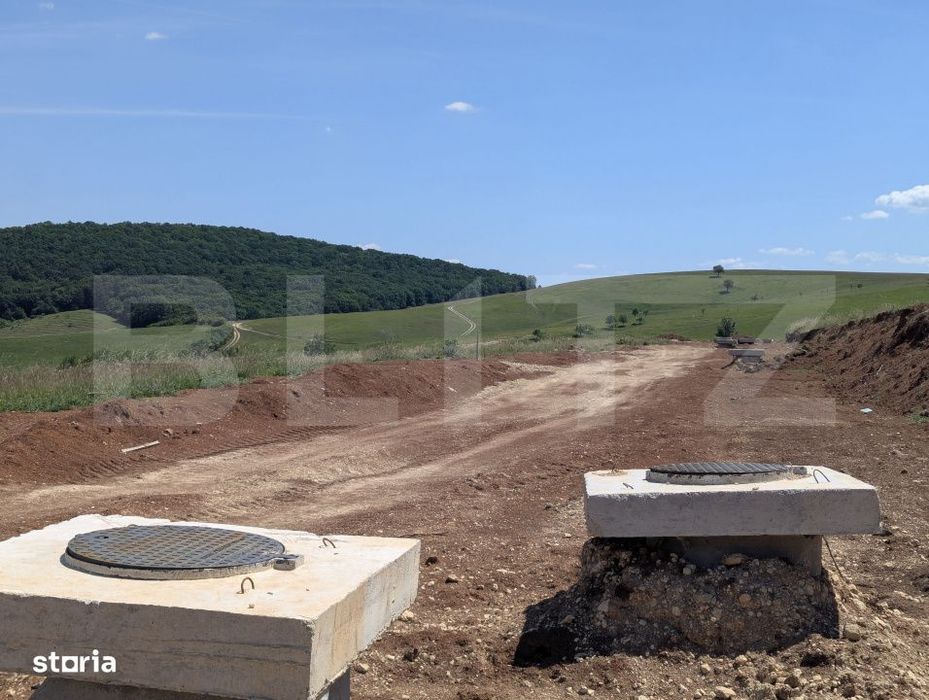 Teren construibil 900 mp in ansamblu privat de case, 12km de Cluj