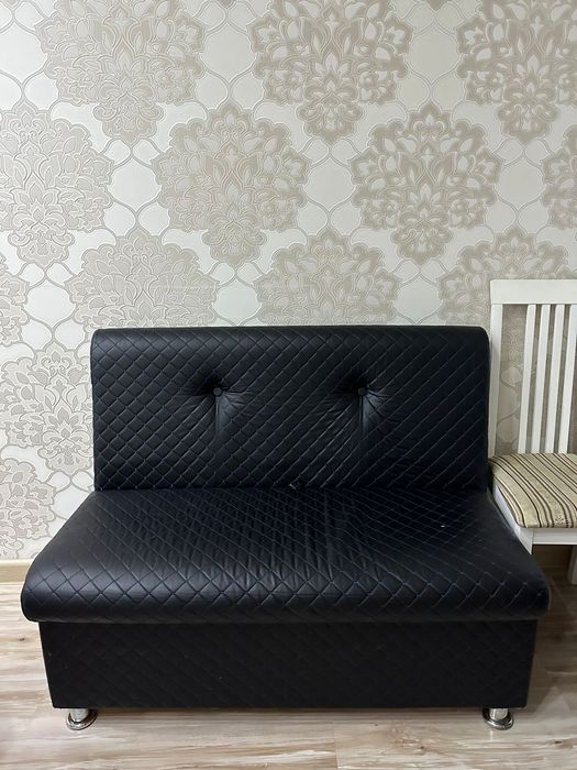 Кухонный диван, на 2-3 человека