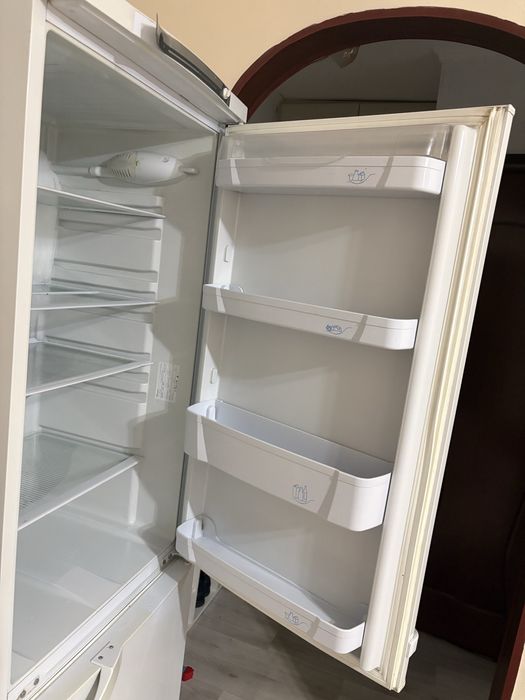 Холодильник индезит