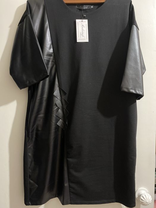 Платье женское. Можно и на повседневку, и на мероприятие.