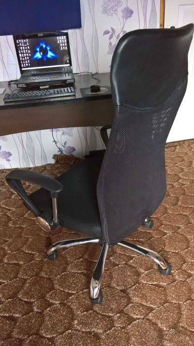 Офис стол / Office chair