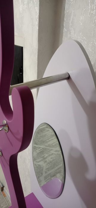 Зеркало подставка вешалка