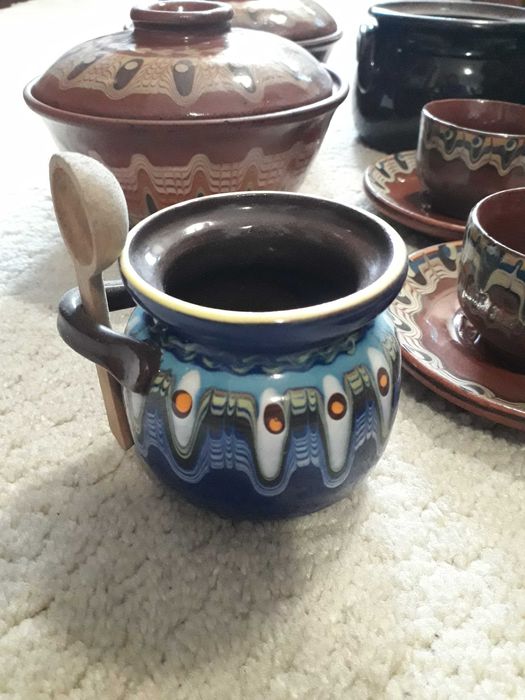 Битова керамика/гювечета