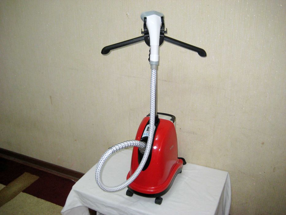 Отпариватель паровой утюг ALONSA оригинал идеальном почти новая!