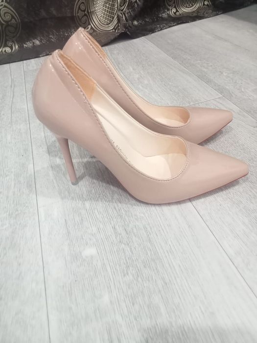 Продам новые туфли за 3000