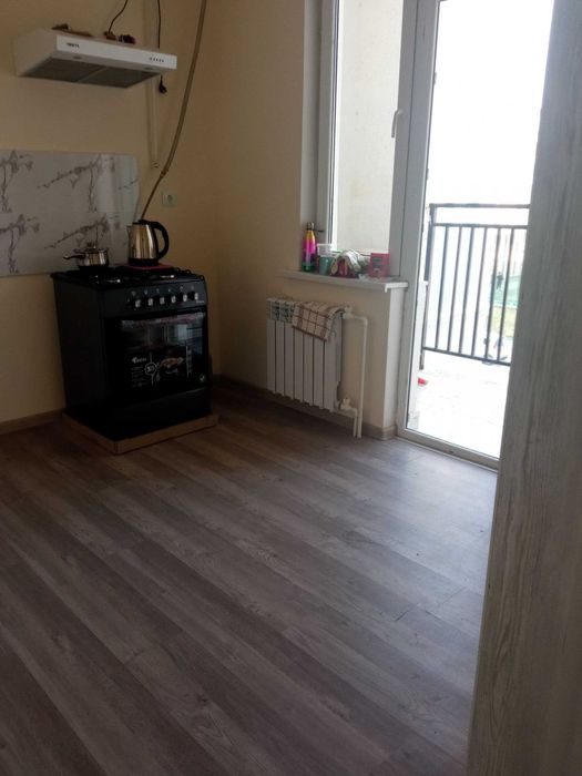 Квартира нархи 12.000$ тоза