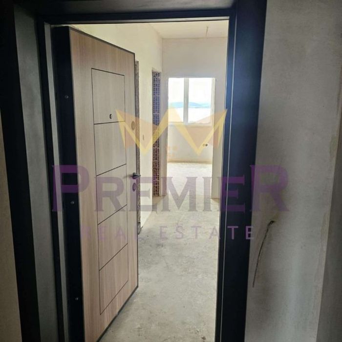 Продава се Тристаен апартамент в Бургас, Меден рудник - зона Б - 96 кв.м за 1011 €/кв.м - Снимка #5