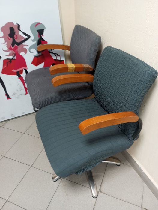 Парикмахерское кресло