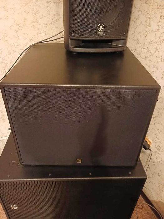 Бас каса 18ка празна