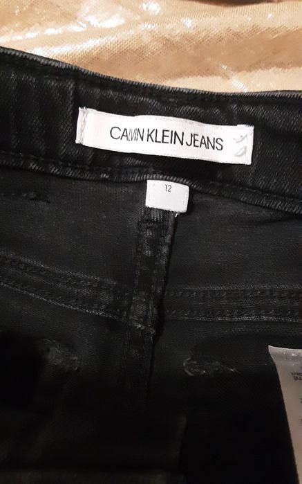 Calvin klein детски оригинални дънки за 12г.
ю