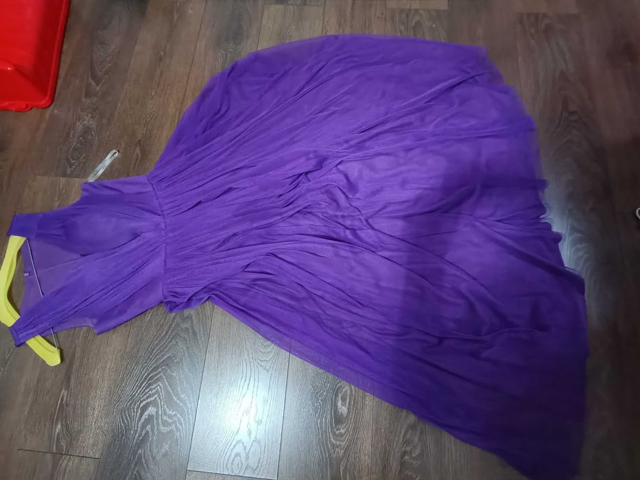 Vând rochie ocazie mov