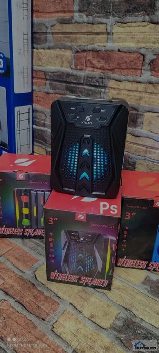 Блутут колонка цветомузика KTS-1271
Код на продукта: ed-8585
Блутут ко