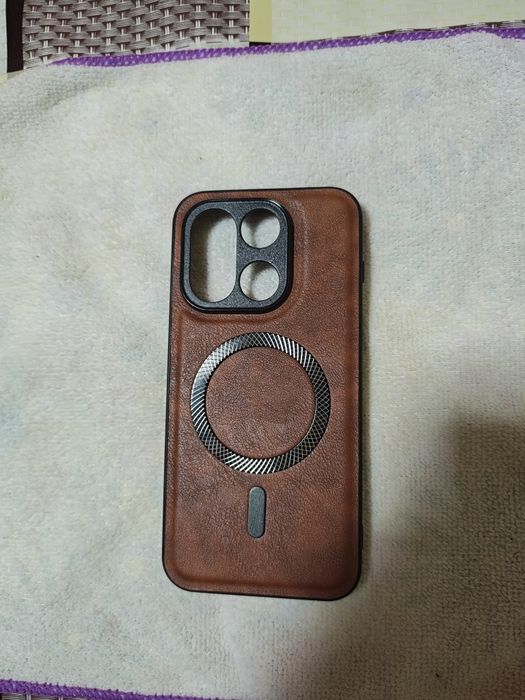Продам чехол на One plus 15 новый