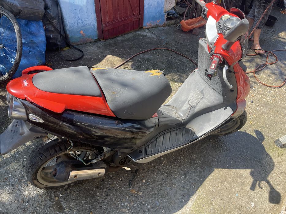 Scuter aprilia sr 80