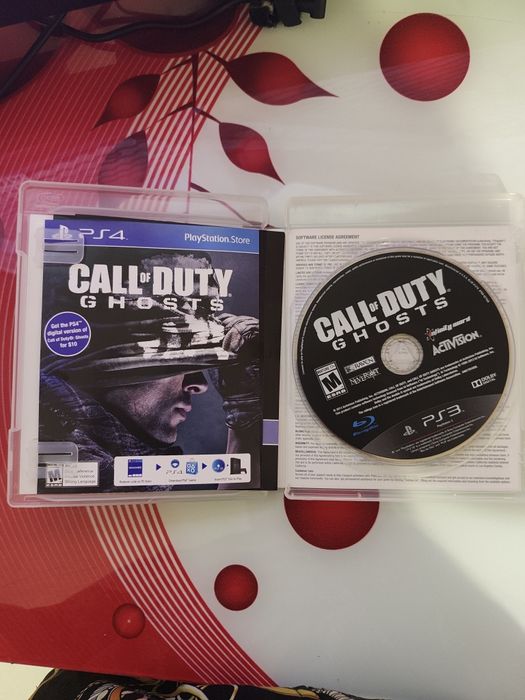 Vând call of duty pentru PS 3 nou