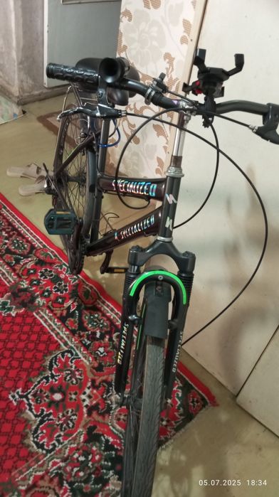 Продаётся велосипед на ходу всё работает