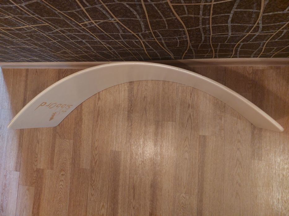 Сибборд,  полусфера балансировочная