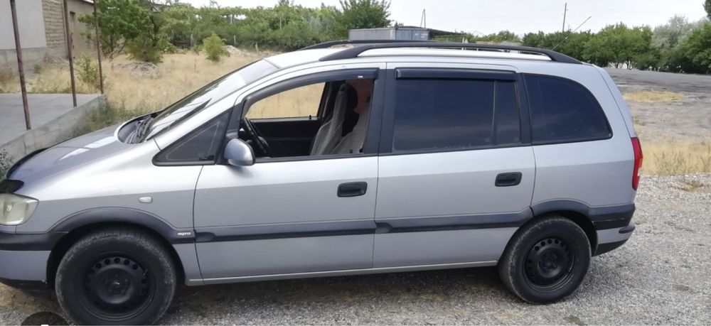 Опель зафира на разборе