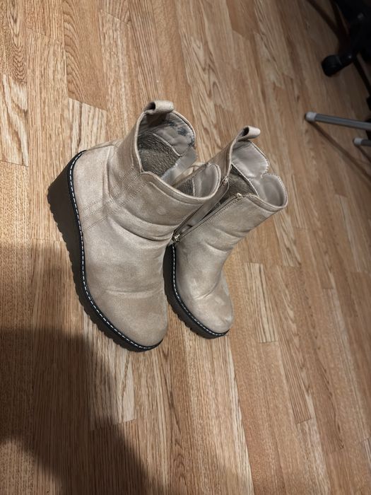 Дамски боти велурени 38 номер