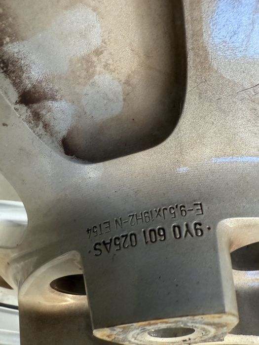 Джанти с гуми за Porsche Cayenne 2020