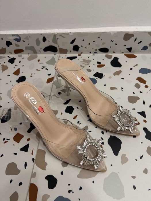 Токче с камък прозрачно