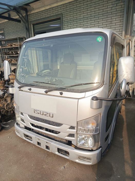 Isuzu kabina 2.5 tonnalik sotiladi