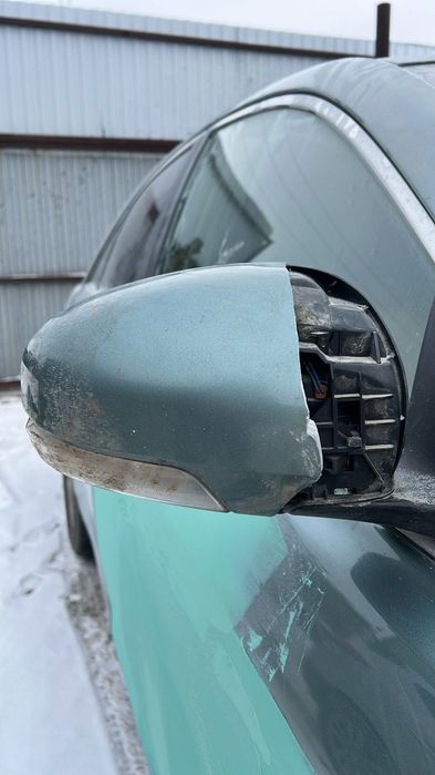 Боковой зеркало камри 40 европеец