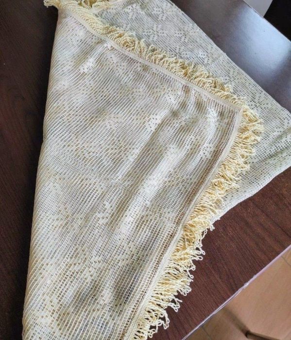 Fata de masa 145/120 cm