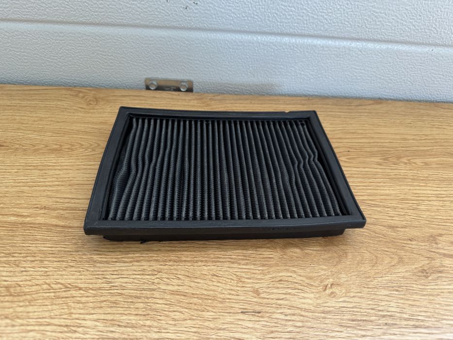 K&N филтър за бмв Е46 6 цилиндъра бензин М52/М54 двигатели