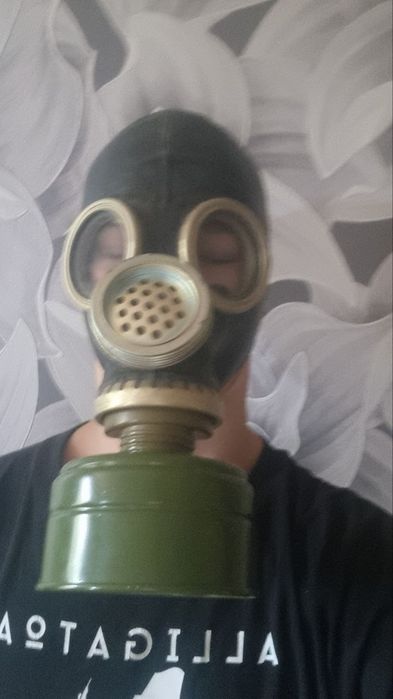 Противогаз ГП-5 .