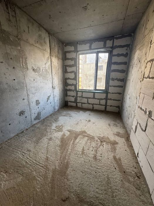 2хоналик 3каватда 6микрорайон, ЯНги Узбекистон
9 qavatlik monolitni do