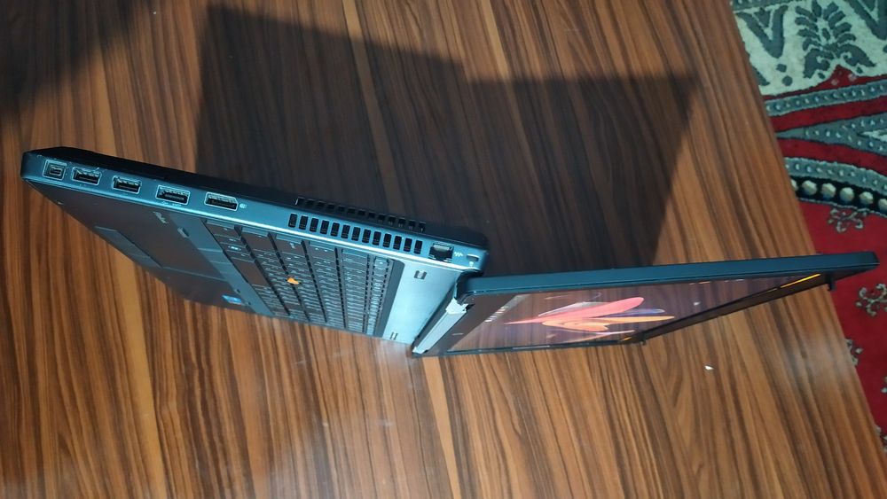 Ноутбук НР EliteBook 8570w