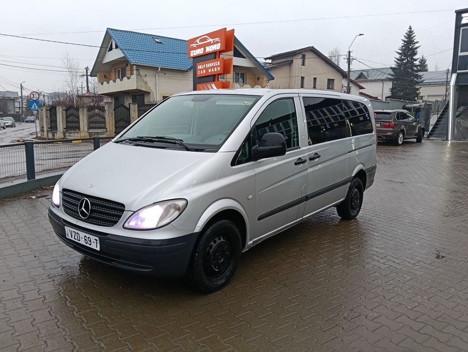 Mercedes Vito 2.2 DIESEL 150 cp. 6 locuri + spațiu marfă Long Model