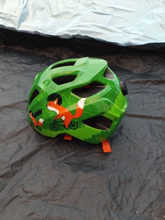 Каска Cube за деца.